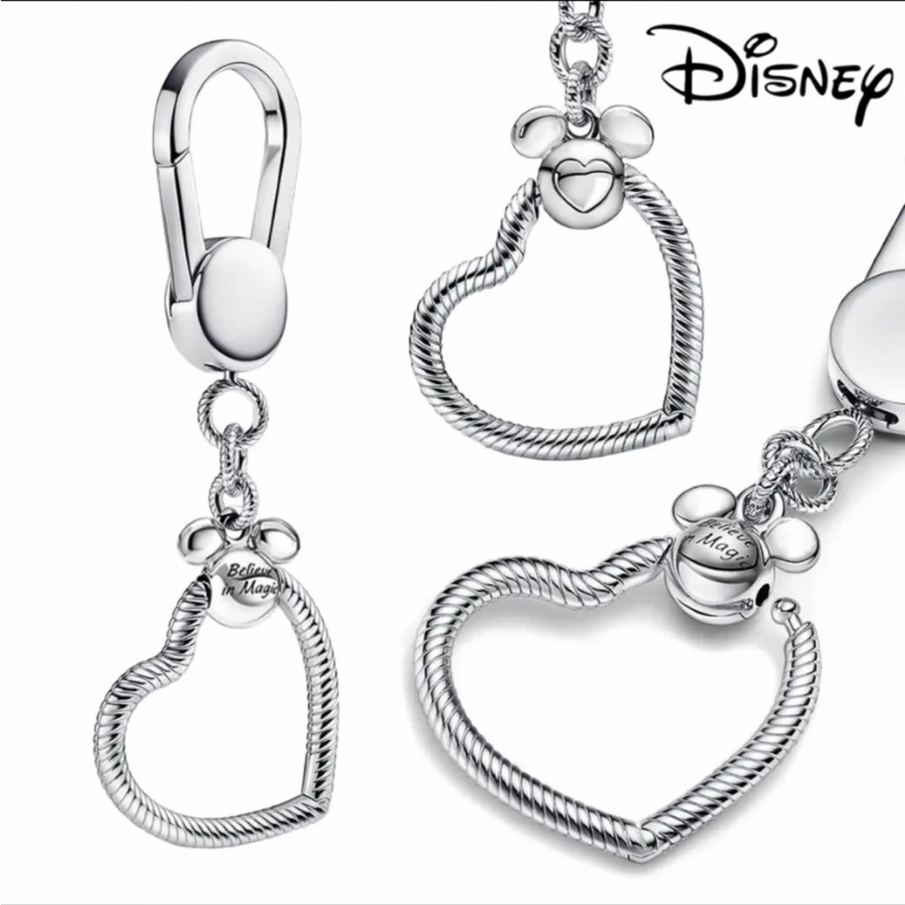 NWOT Disney Mickey Believe in Magic Heart Bag Charm Holder Keychains